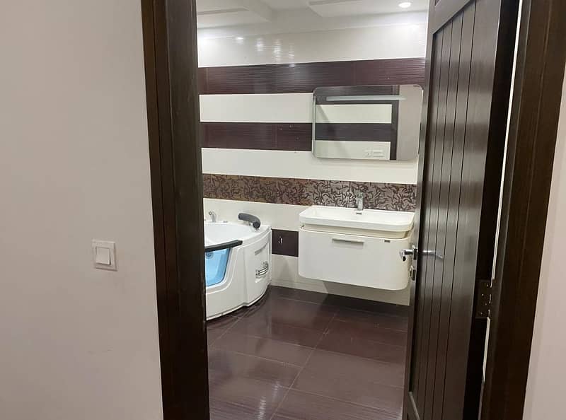 FULLY FURNISHED BRAND NEW MODERN 01 KANAL UPPER PORTION AVAILABLE FOR RENT 8