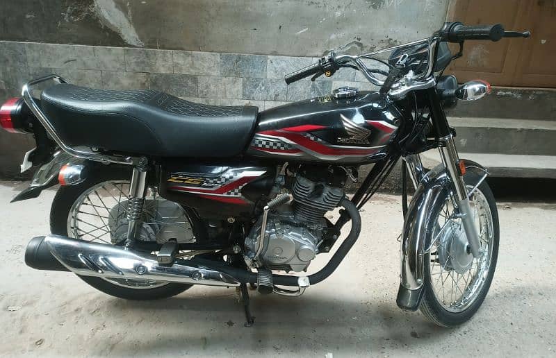 Honda 125, Black Colour, Model 2024 0