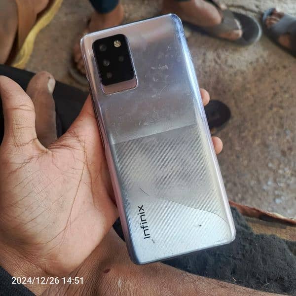 Infinix not 10 pro RS 18000 0