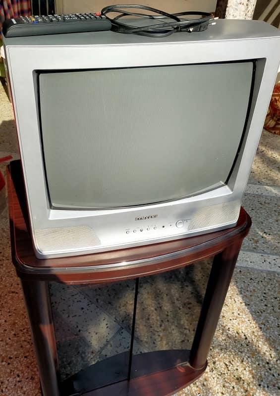 samsung 20'' tv with trolley 0