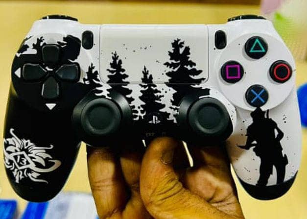 DualShock PS4 Skin/ Charater Controllers 9