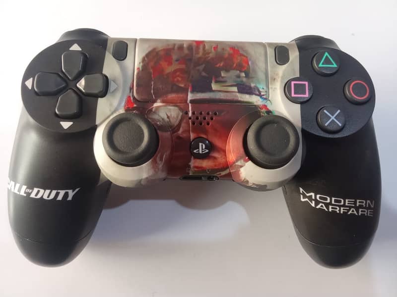 DualShock PS4 Skin/ Charater Controllers 13