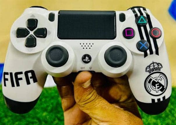 DualShock PS4 Skin/ Charater Controllers 14