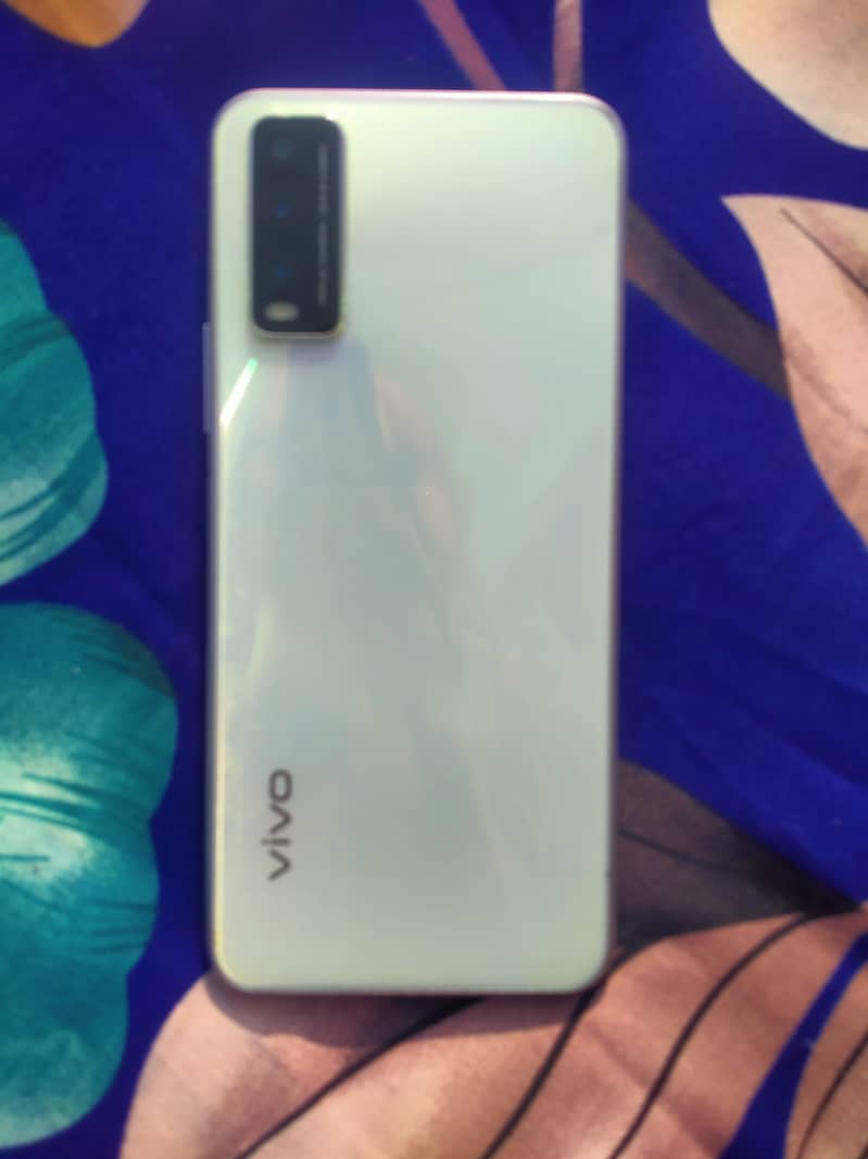 Vivo Y20 4/64 with Box 4