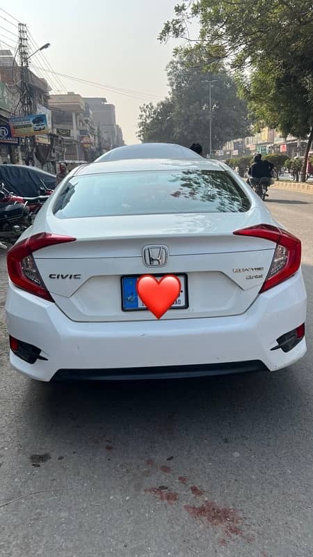 Honda Civic Oriel 2017 1