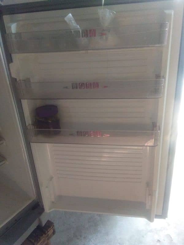 Dawlance fridge in medium size 3