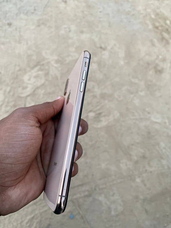 IPHONE XS MAX URGENT FOR SALE OR EXCHANGE 4