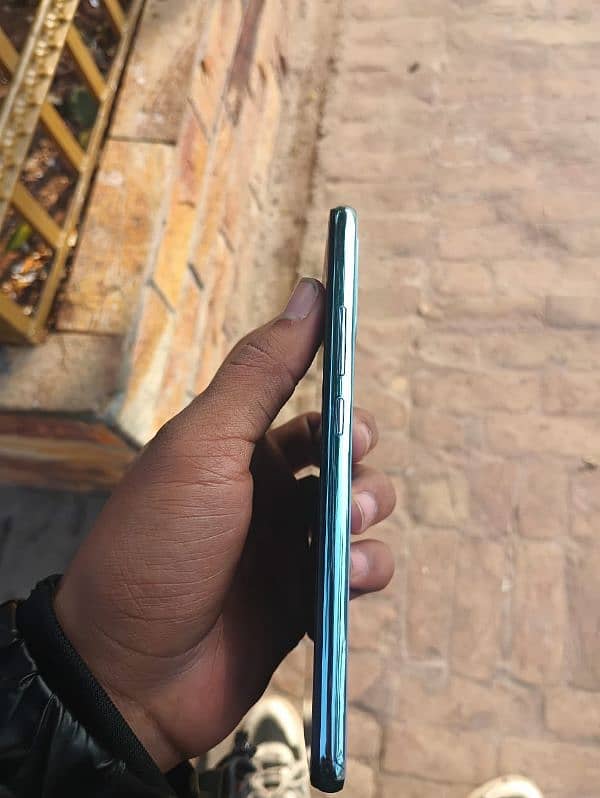 VIVO S1 8Gb RAM 256 3