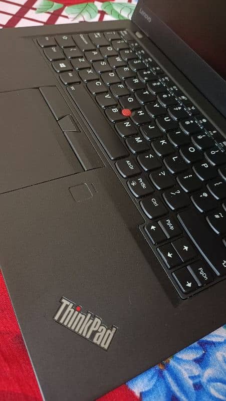 Lenovo Core i7 7th Gen Touch Screen 6