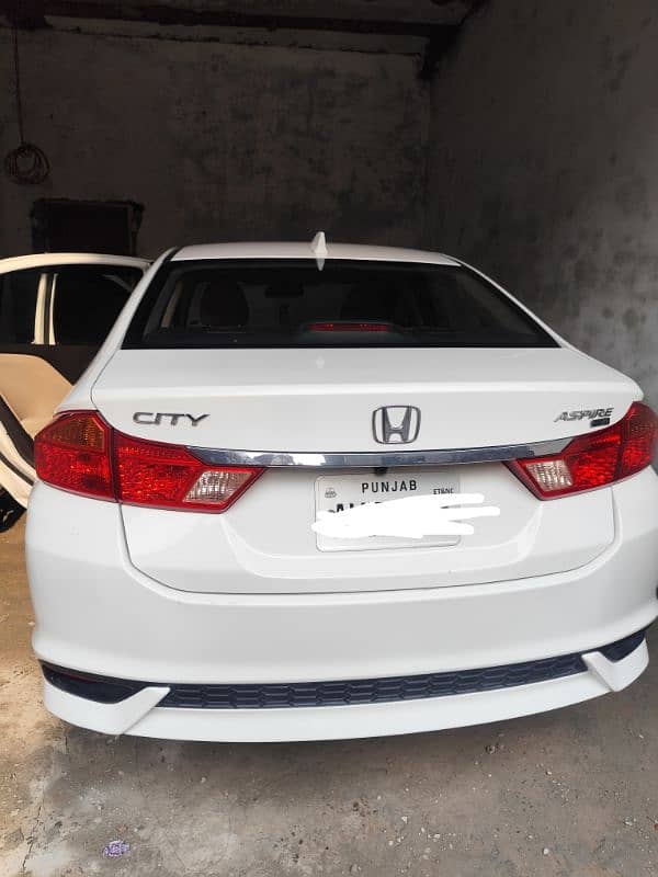 Honda City Aspire 2022 3