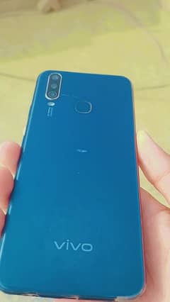 vivo y15