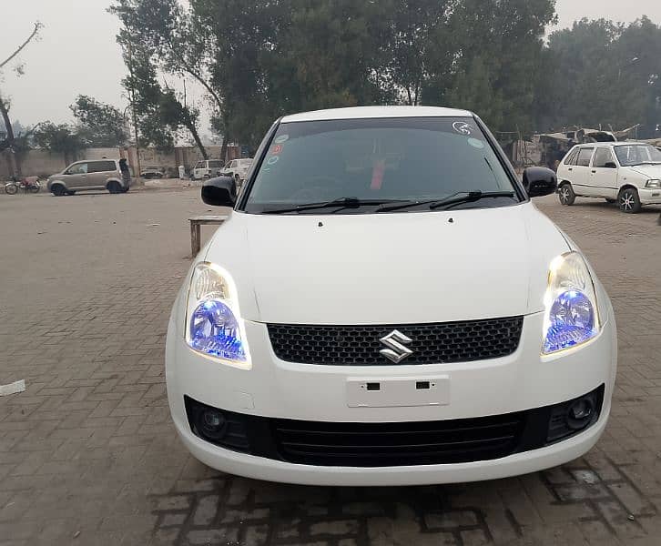 Suzuki Swift 2011 0