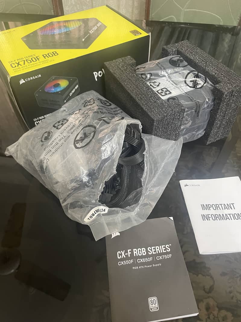 CORSAIR - CX Series™ CX750F RGB 6