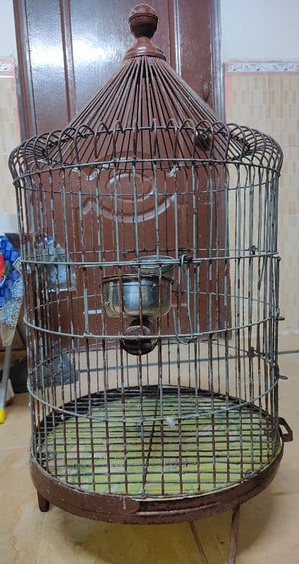 CAGE FOR GREY PARROT. 0