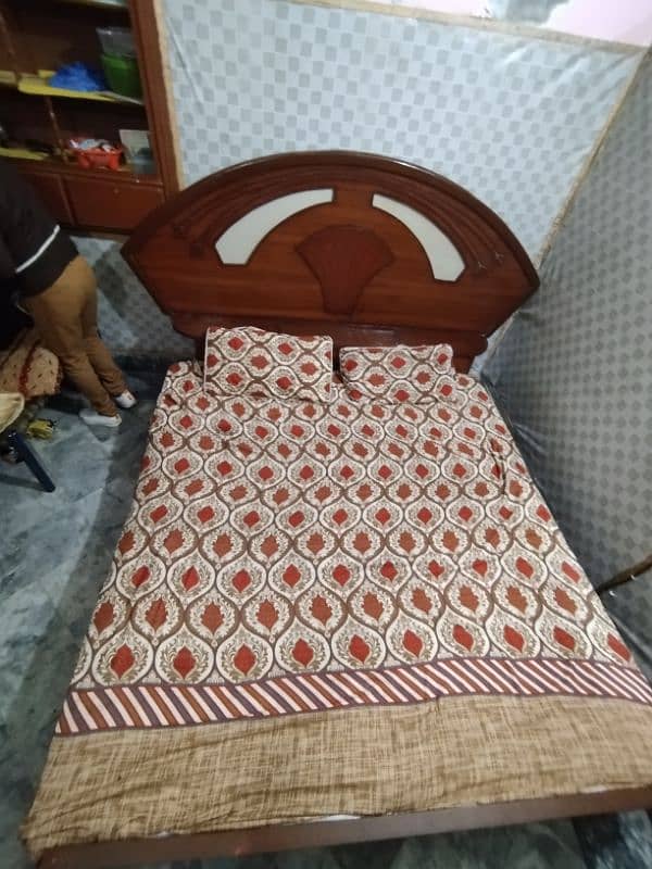 DOUBLE BED URGENT SALE 03034878537 0