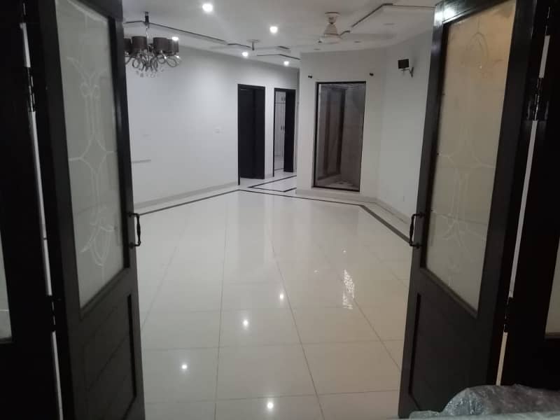 15 Marla Vip Condition Full House Available For Rent In Sukh Chayn Garden Near Bahria Town Lahore 8