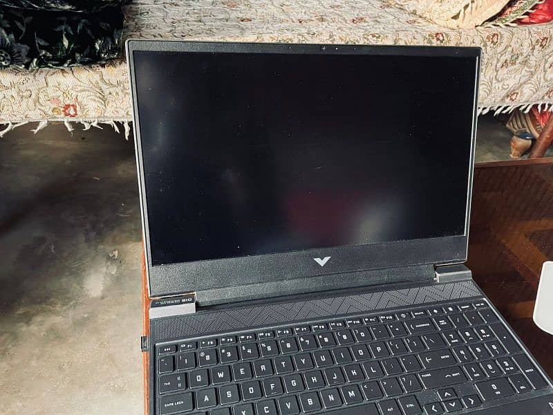 HP victus i5 12th gen 24gb ram 2