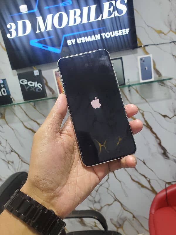 iphone 11 pro max 64gb non 2