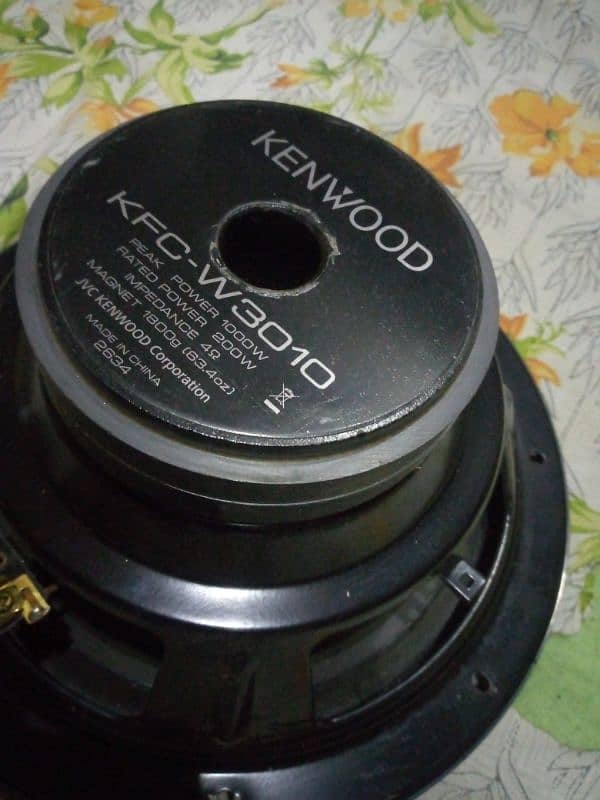 Geniune Kenwood woofer 3010 0