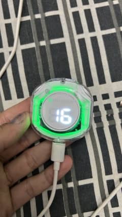 AIRPODS TRANSPARENT WHITE COLOUR NEW HA GOOD BATTERY TIMING,