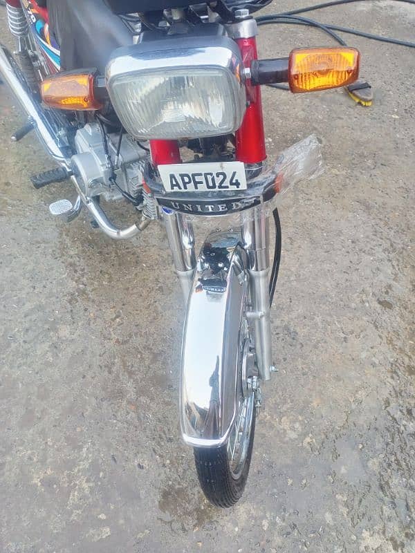 United 70 cc bilkul lush bike ha argent sale 1