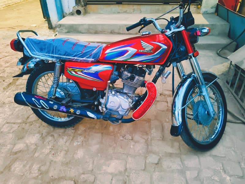 Honda CG125 2022 All Punjab Number Lush Condition 3