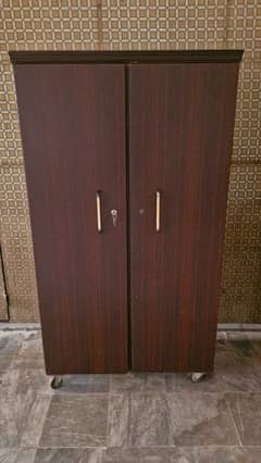 Wardrobes/Cupboard/almari/2