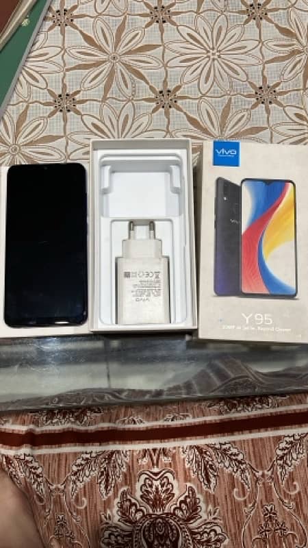 Vivo Y95 4/64 With Box + Original Charger 4