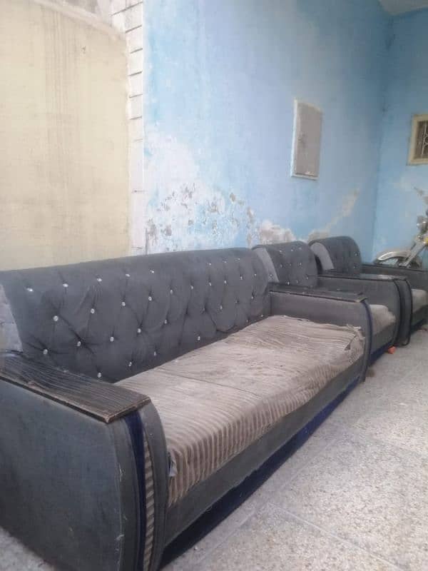 5 seater sofa set for sale 0