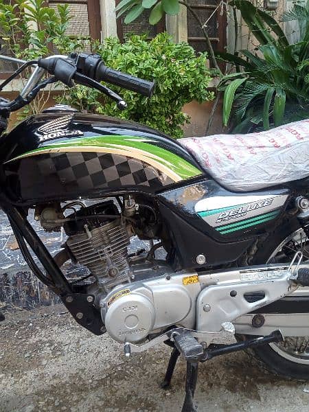 2010 Honda Deluxe-125 Hyderabad 9