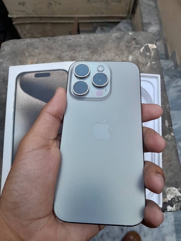 iPhone 15 Pro 256gb Factory Unlocked 8