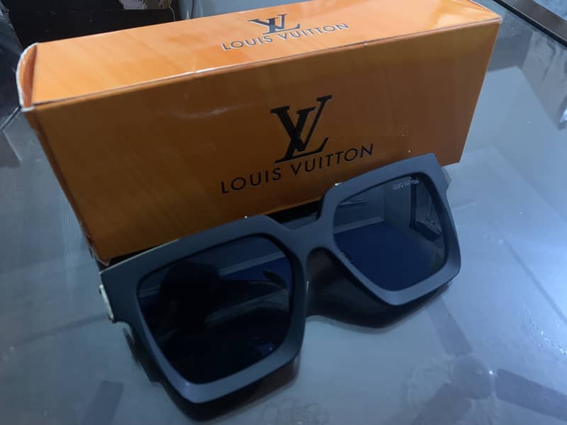 Louis Vuitton Glasses 0