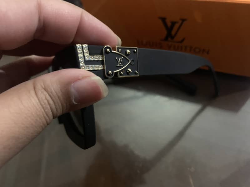 Louis Vuitton Glasses 3