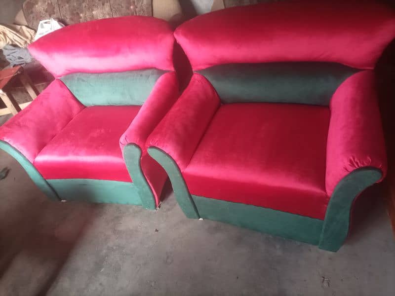 two single sofa 0