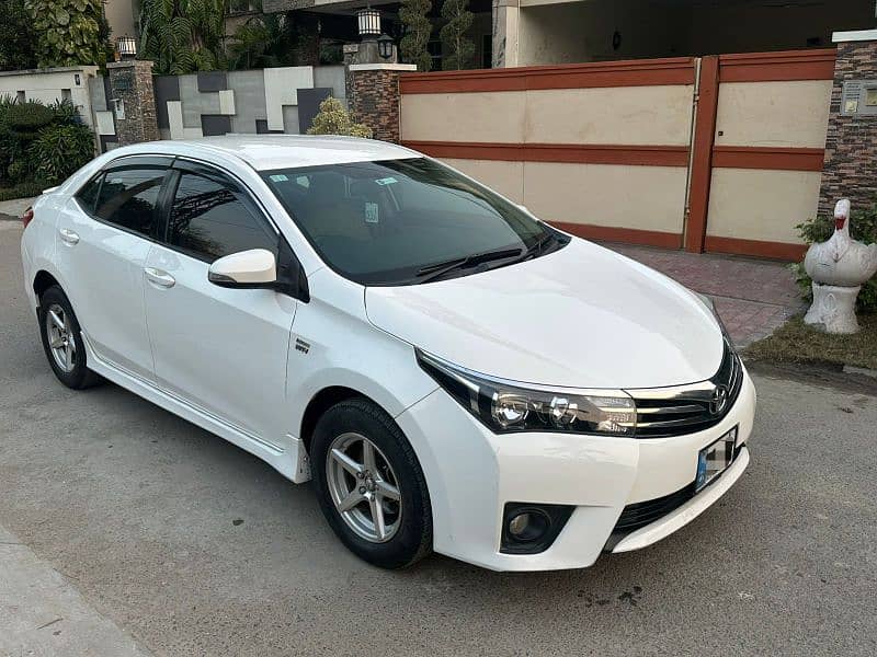 Toyota Corolla Altis 2016 14