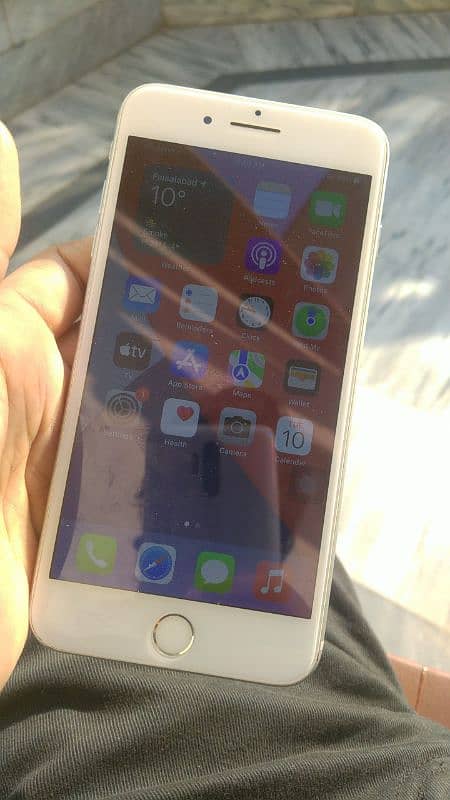 I phone 7 plus Urgent Sale 10-8 Condition 7