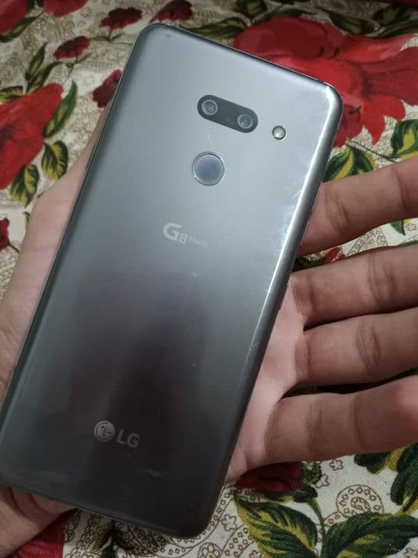 LG G8thinq 6/128 4