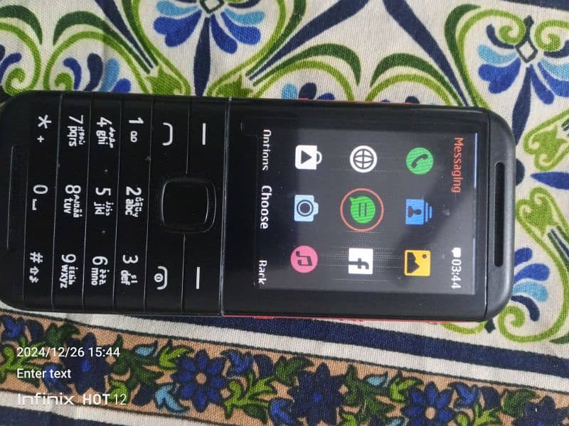 nokia mobile in black color 2