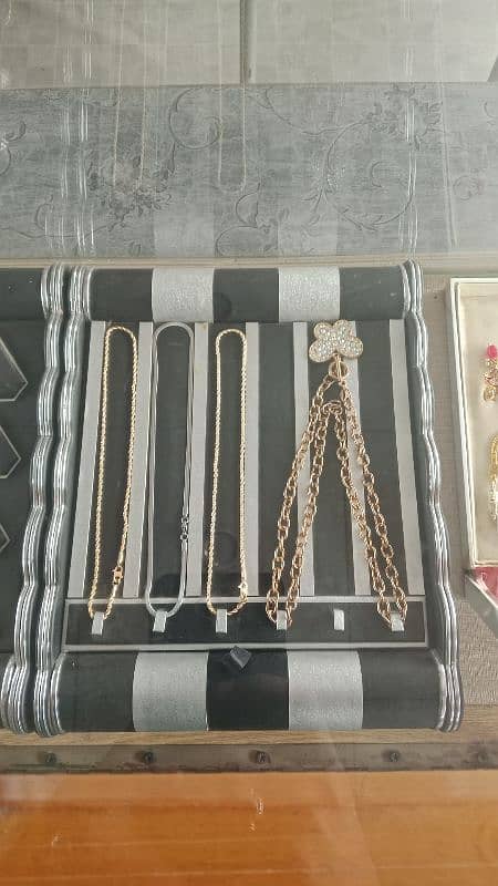 beautiful chain 0