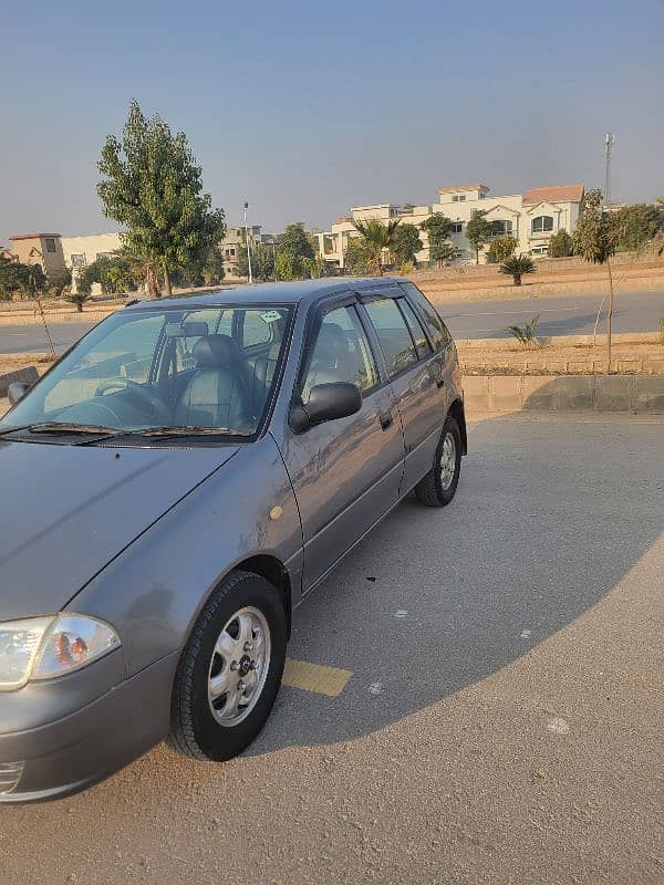 Suzuki Cultus VXR 2011 Geniune Condition & Paint Home Used Only 2