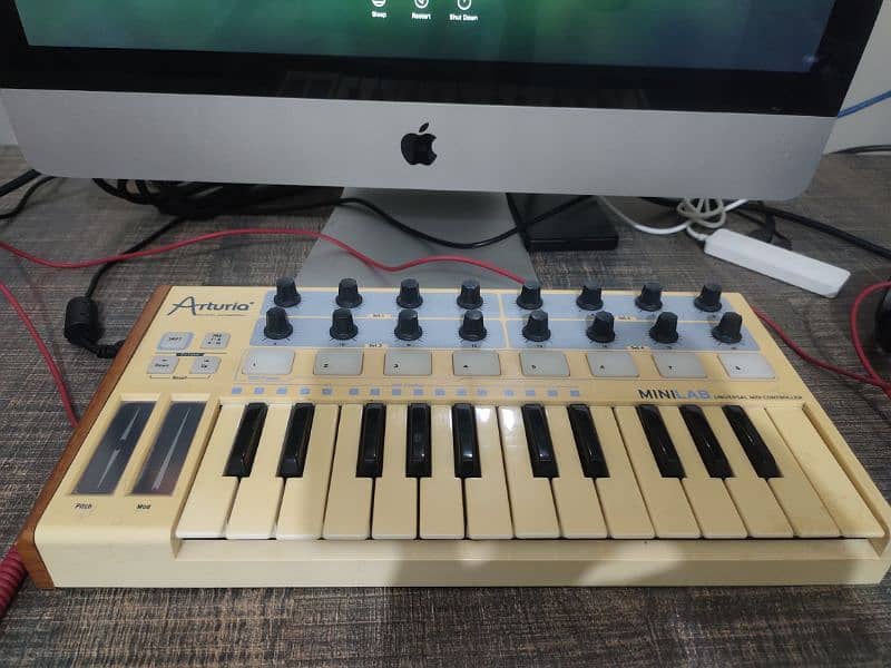 Arturia minilab midi Controller mk1 1