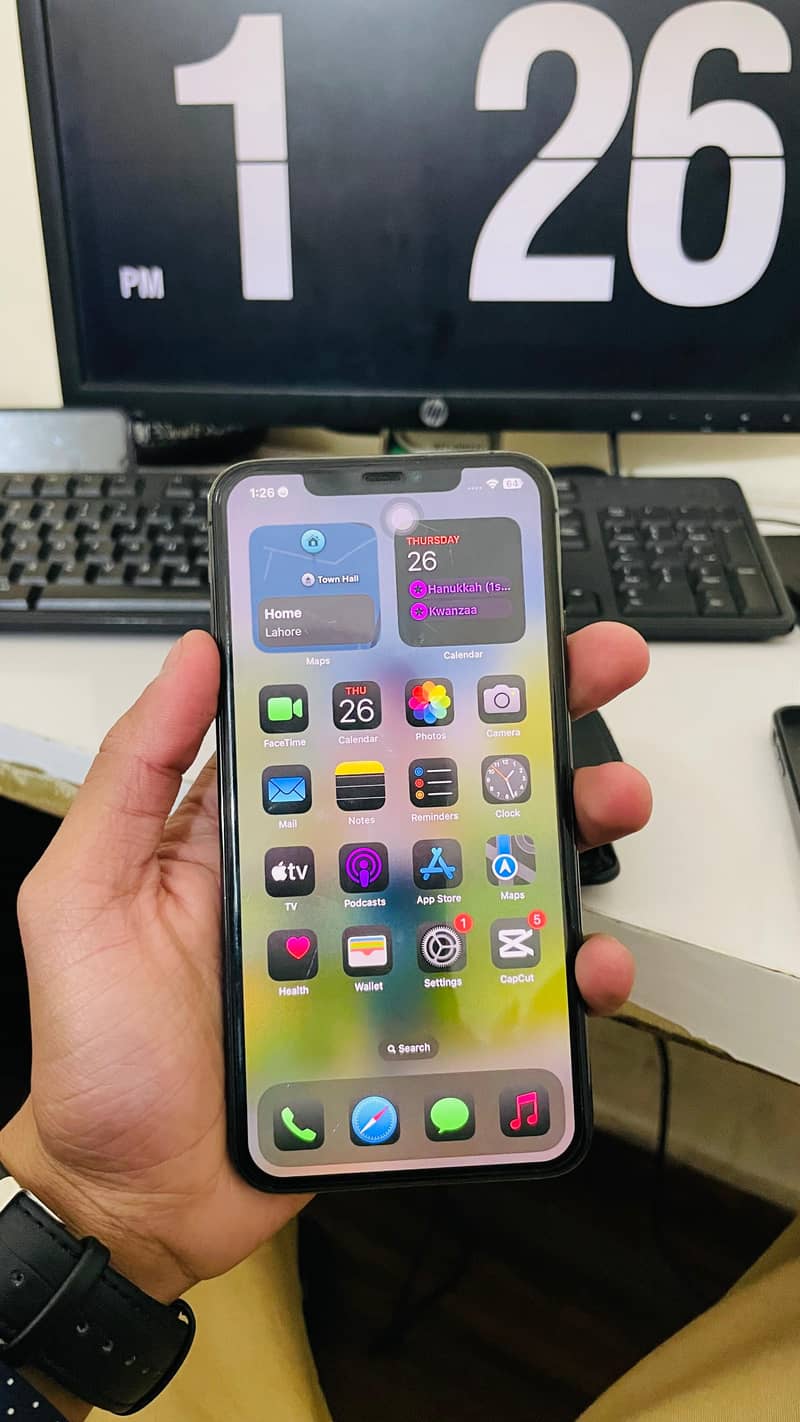 Apple iPhone 11 Pro Max 1