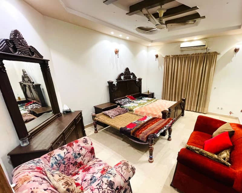 01 Kanal Luxury House For Rent In DD-Block DHA Phase 4 6