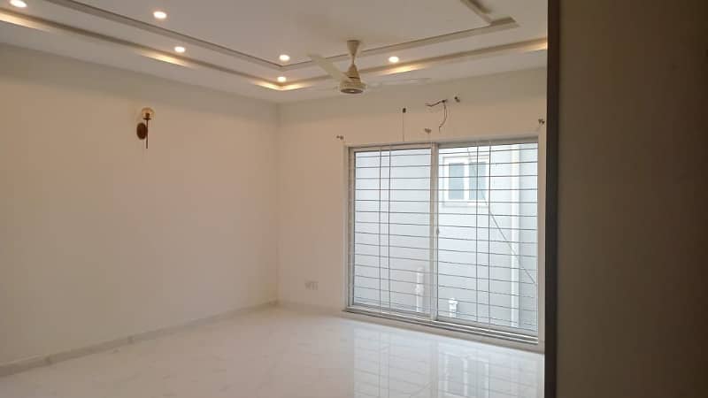 Fully Tile Flooring 1 Kanal Upper Portion For Rent E-Block DHA Phase 6 21