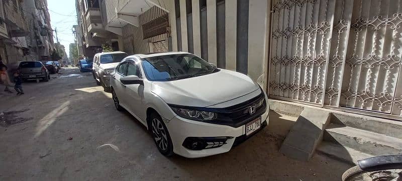 Honda Civic 2017 1