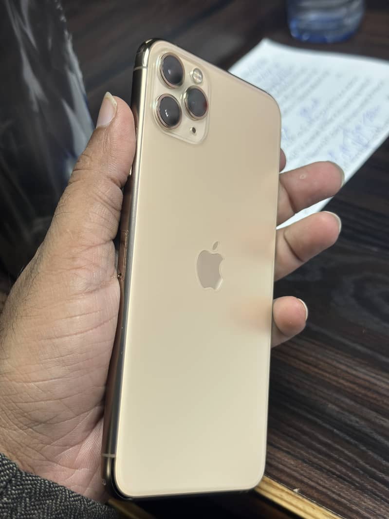 Apple iPhone 11 Pro Max 0