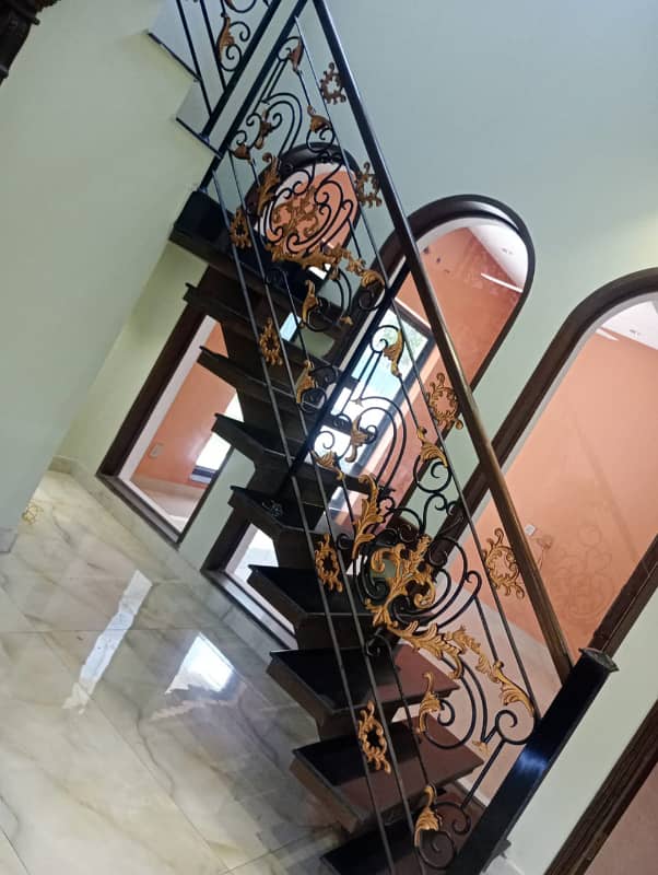 11 Marla Beautiful House For Sale DHA Phase 3 18