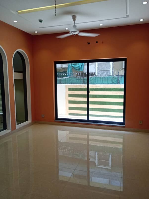 11 Marla Beautiful House For Sale DHA Phase 3 19