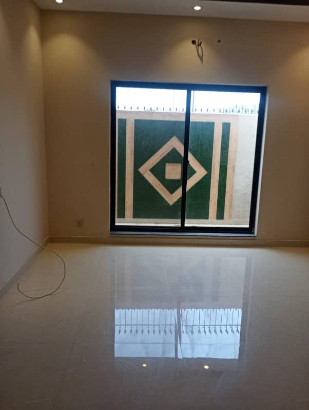 11 Marla Beautiful House For Sale DHA Phase 3 23