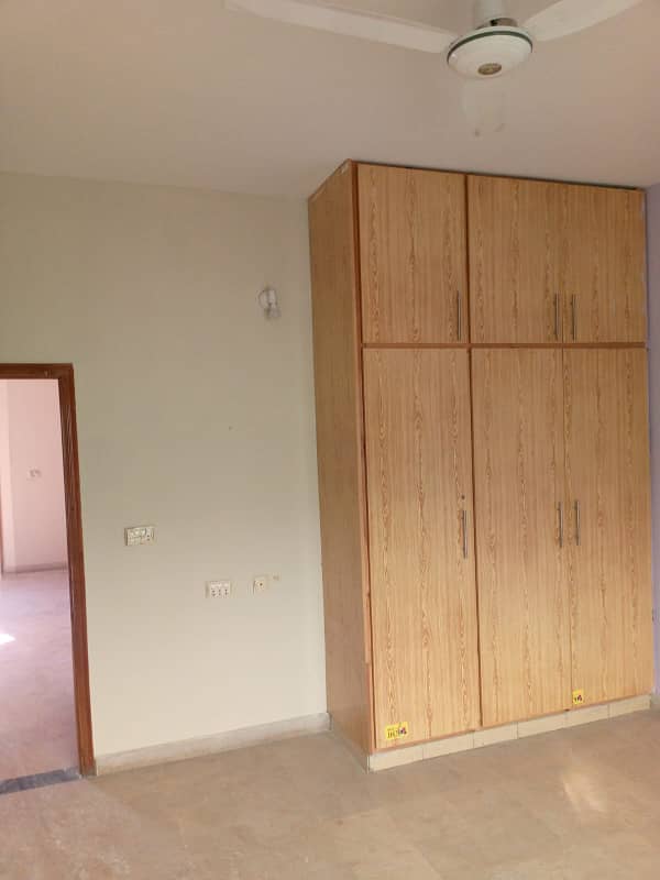 5 marla upper portion available for rent in Bahria Town: Sector D 5